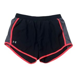|| NEW || Under Armour Pink & Black Lined Athletic Shorts Women’s Small